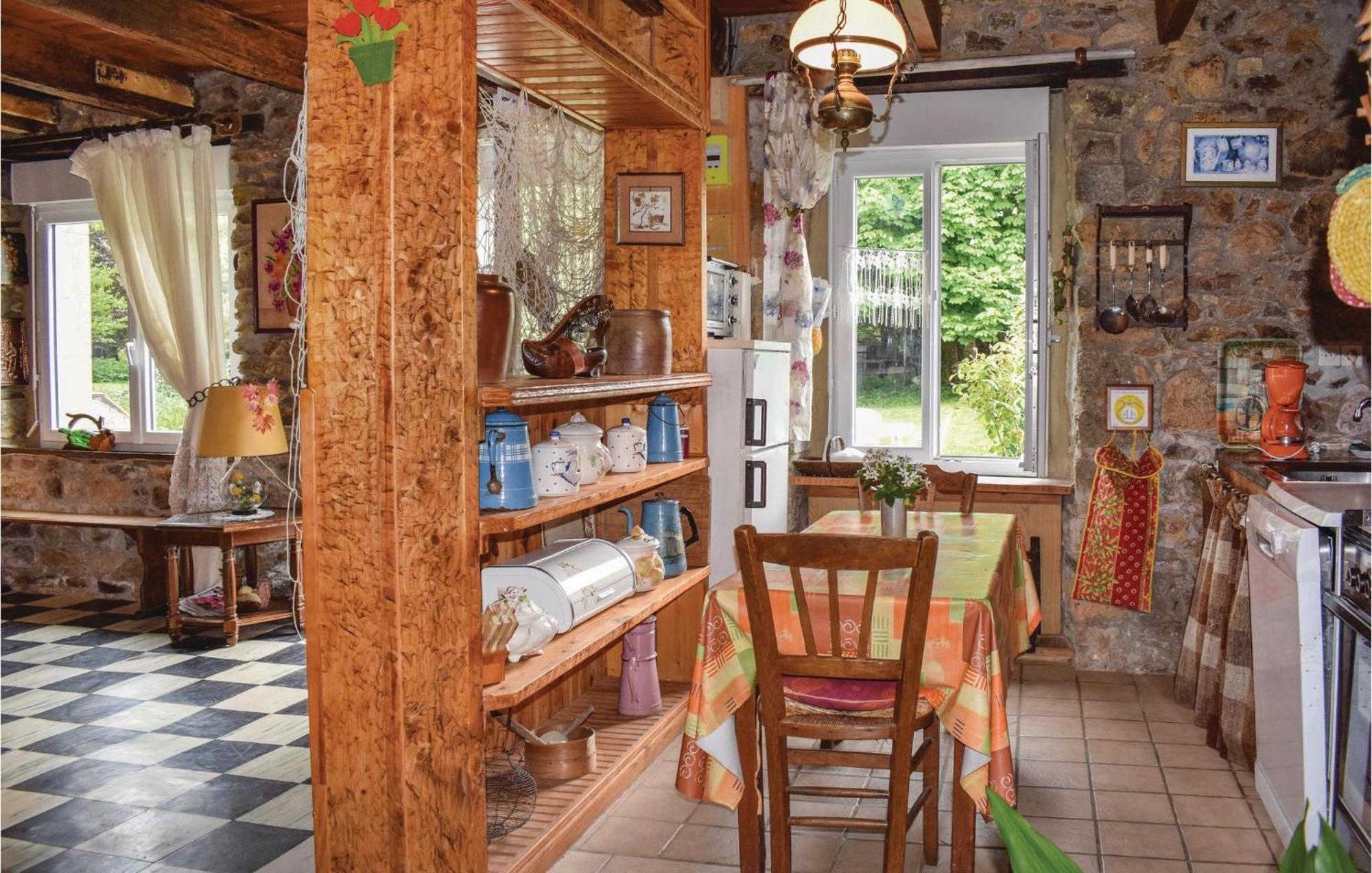 Lovely Home In Le Faouet With Kitchen Εξωτερικό φωτογραφία