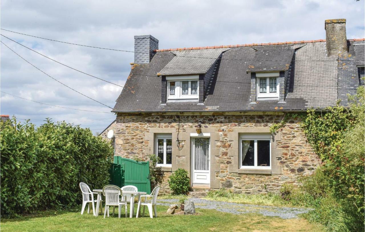 Lovely Home In Le Faouet With Kitchen Εξωτερικό φωτογραφία